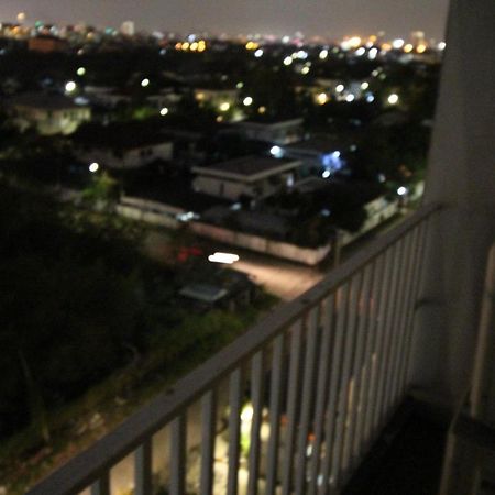Lee Place Phatthanakan Condo Bangkok Exterior photo
